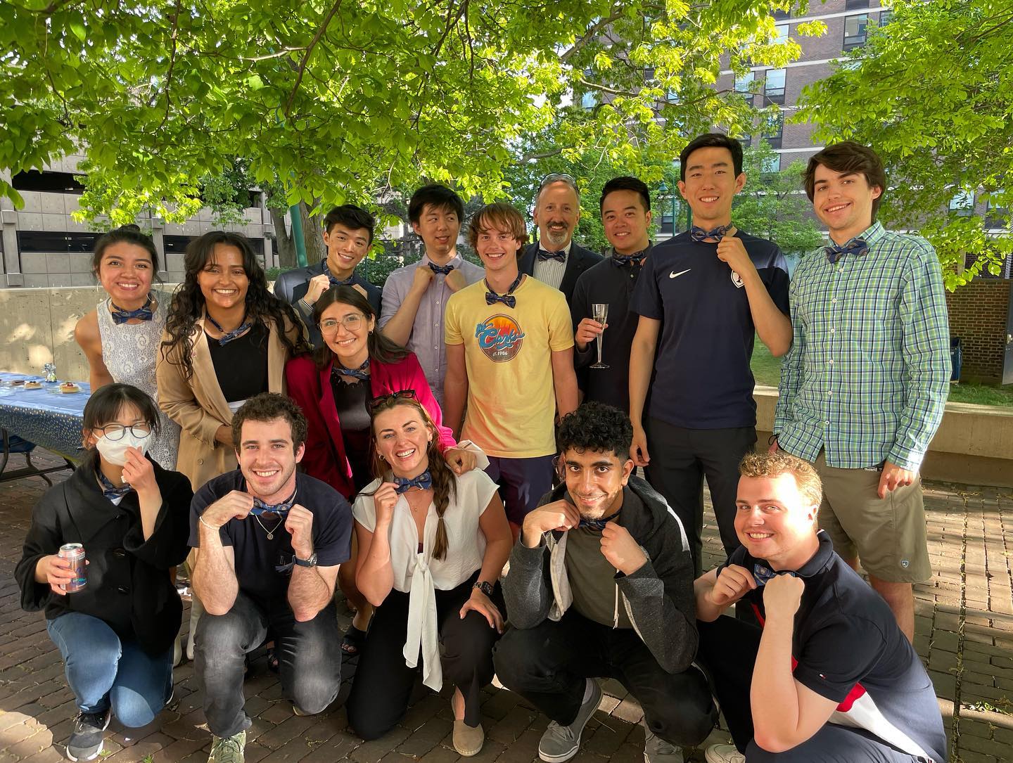 Harnwell Seniors pose for a photograph
